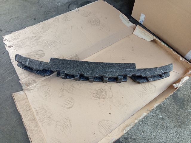 bontott VW JETTA Első Lökhárító Ütközés Elnyelő Hab