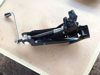 bontott VW JETTA Emelő