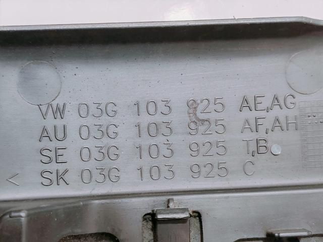 bontott VW JETTA Felső Hűtőburkolat