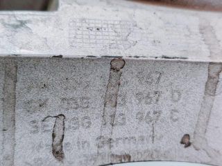 bontott VW JETTA Felső Hűtőburkolat