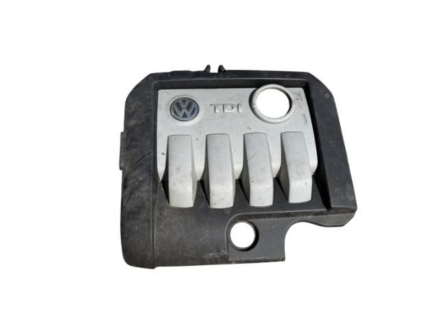 bontott VW JETTA Felső Hűtőburkolat