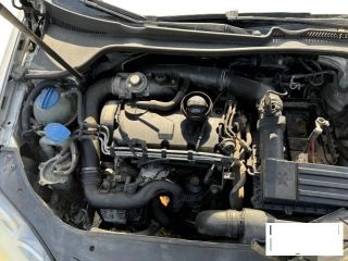 bontott VW JETTA Fényszóró Lámpabúra Fedél