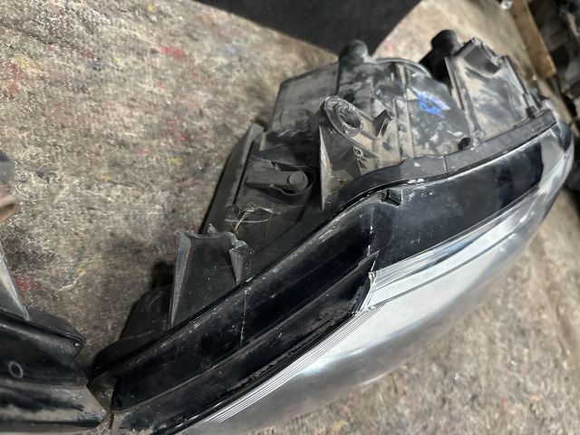 bontott VW JETTA Fényszóró Pár