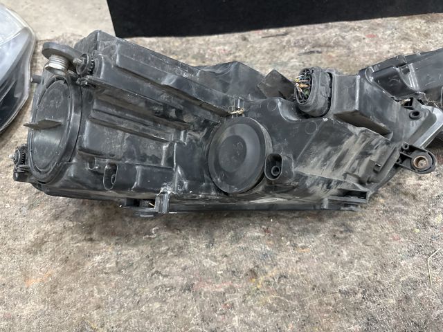 bontott VW JETTA Fényszóró Pár