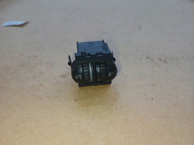 bontott VW JETTA Fényszórómagasság Állító Kapcsoló