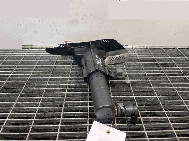 bontott VW JETTA Fényszórómosó Szivattyú