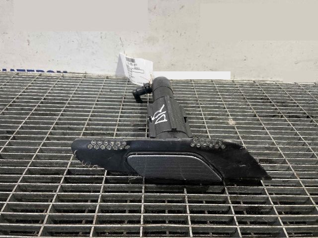 bontott VW JETTA Fényszórómosó Szivattyú