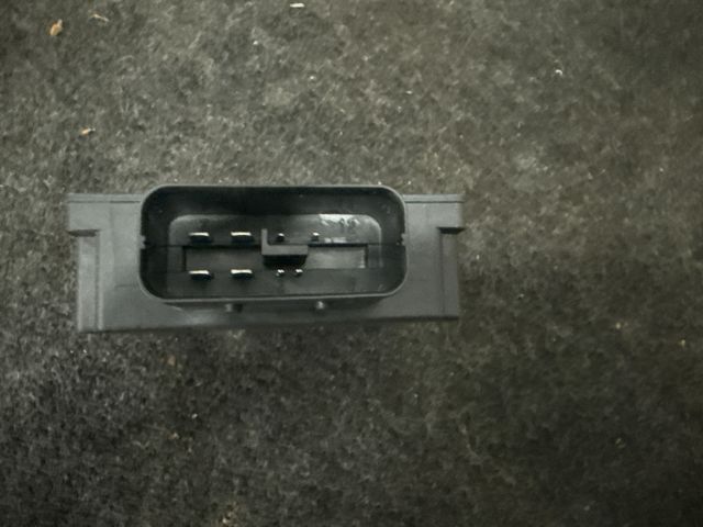 bontott VW JETTA Feszültségszabályzó