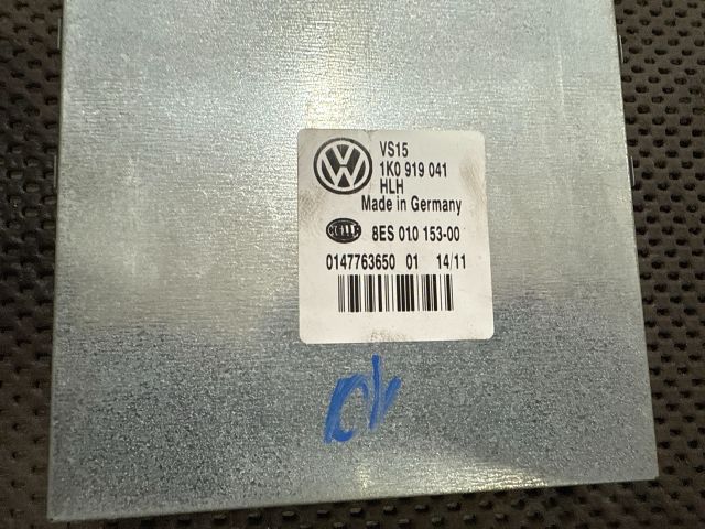 bontott VW JETTA Feszültségszabályzó