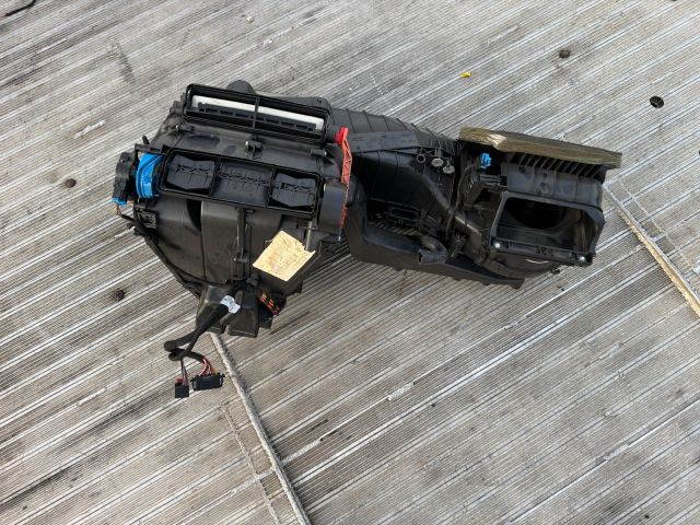 bontott VW JETTA Fűtés Box