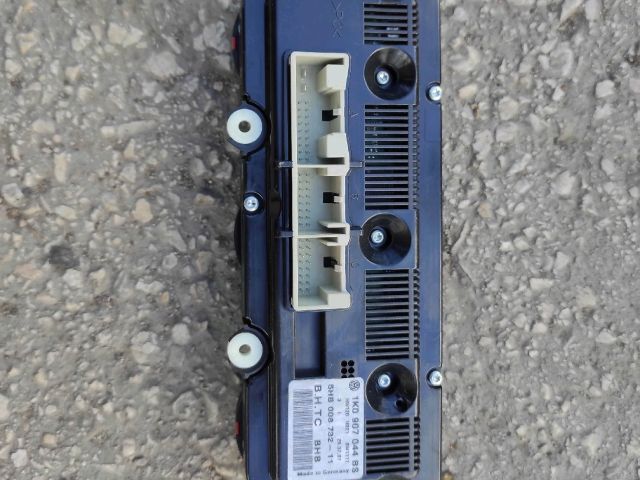 bontott VW JETTA Fűtéskapcsoló (digit klímás)