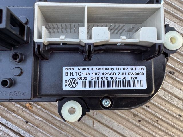 bontott VW JETTA Fűtéskapcsoló (digit klímás)