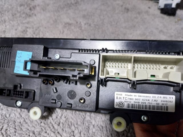 bontott VW JETTA Fűtéskapcsoló (manuális klímás)