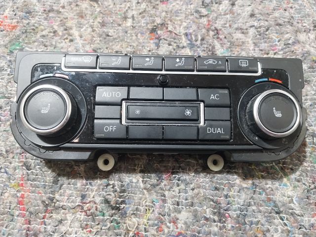 bontott VW JETTA Fűtéskapcsoló (manuális klímás)