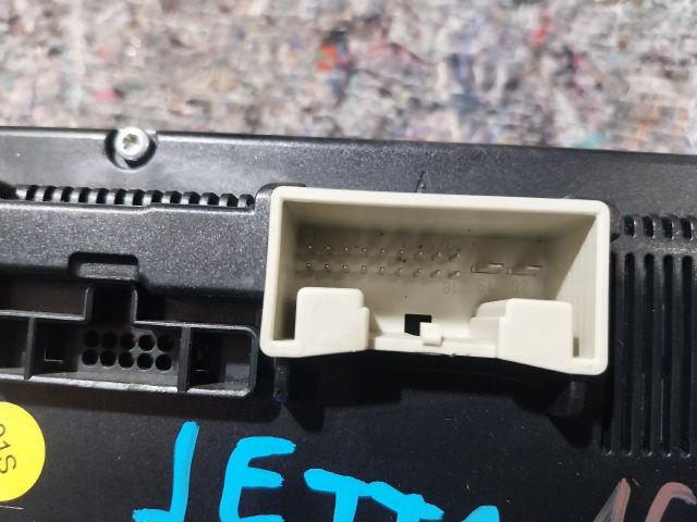 bontott VW JETTA Fűtéskapcsoló (manuális klímás)