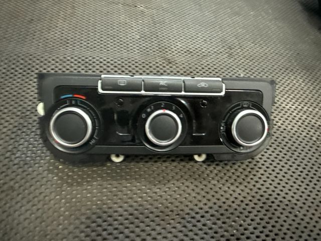 bontott VW JETTA Fűtéskapcsoló (manuális klímás)