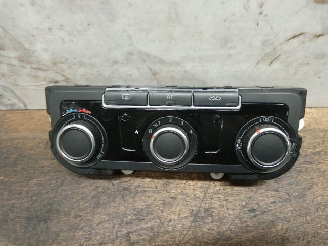 bontott VW JETTA Fűtéskapcsoló (manuális klímás)