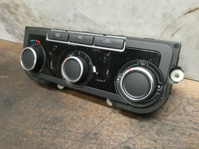 bontott VW JETTA Fűtéskapcsoló (manuális klímás)
