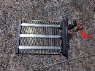 bontott VW JETTA Fűtőradiátor (Elektromos)