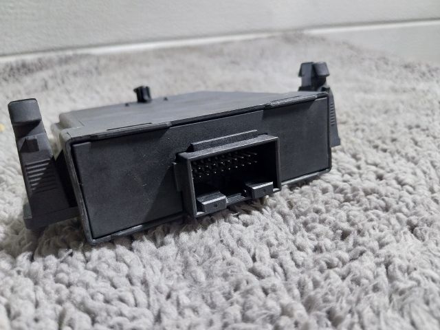 bontott VW JETTA Gateway Elektronika