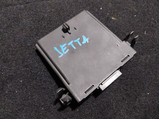 bontott VW JETTA Gateway Elektronika