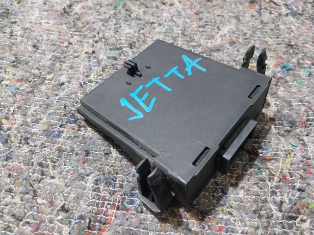 bontott VW JETTA Gateway Elektronika