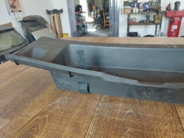 bontott VW JETTA Hátfal Burkolat