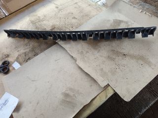 bontott VW JETTA Hátsó középső Lökhárító Tartó (Műanyag)