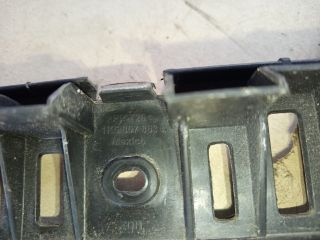 bontott VW JETTA Hátsó középső Lökhárító Tartó (Műanyag)