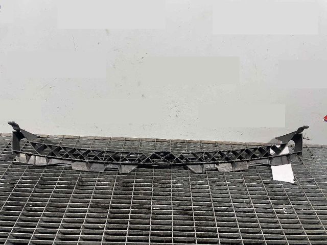 bontott VW JETTA Hátsó középső Lökhárító Tartó (Műanyag)