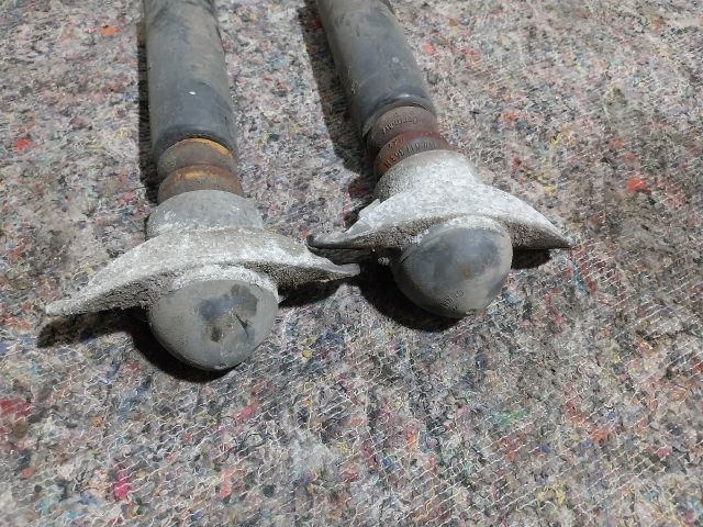 bontott VW JETTA Hátsó Lengéscsillapító Pár