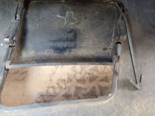 bontott VW JETTA Hátsó Lökhárító Alsó (Műanyag)