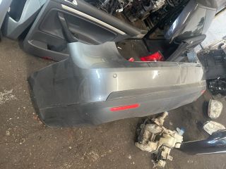 bontott VW JETTA Hátsó Lökhárító (Részeivel)