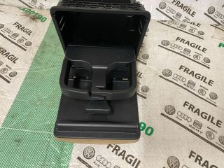 bontott VW JETTA Hátsó Pohártartó