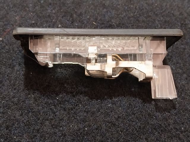 bontott VW JETTA Hátsó Rendszámtábla Világítás