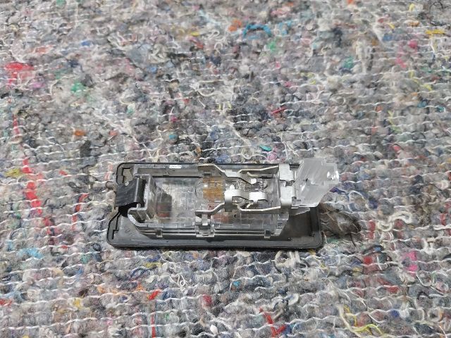 bontott VW JETTA Hátsó Rendszámtábla Világítás