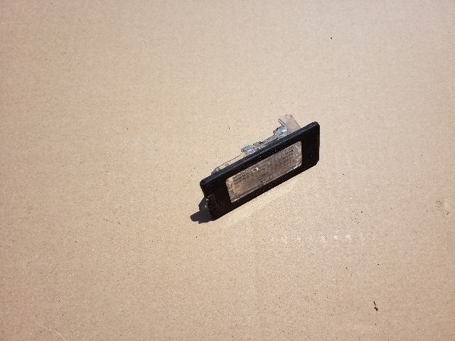 bontott VW JETTA Hátsó Rendszámtábla Világítás