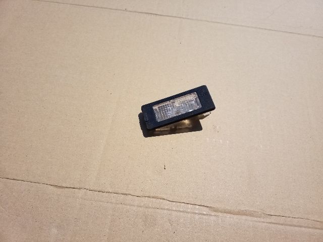 bontott VW JETTA Hátsó Rendszámtábla Világítás