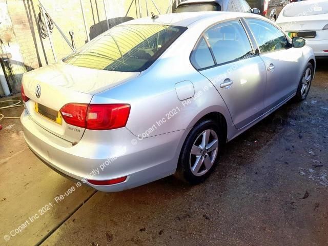 bontott VW JETTA Hátsó Tolatóradar Fej