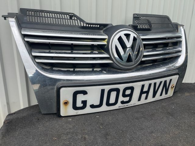 bontott VW JETTA Hűtőrács