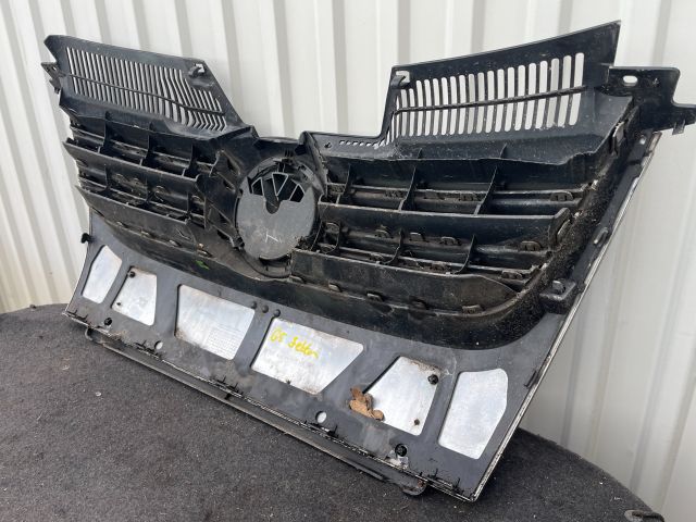 bontott VW JETTA Hűtőrács
