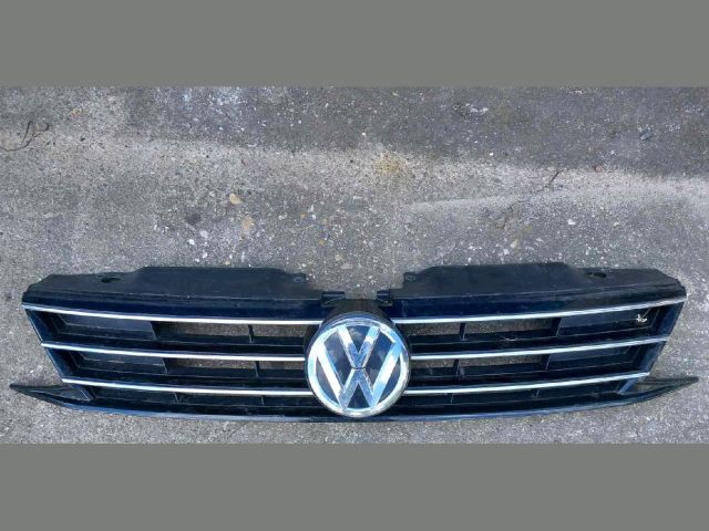 bontott VW JETTA Hűtőrács