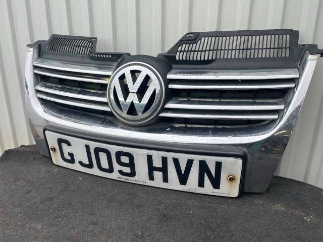 bontott VW JETTA Hűtőrács