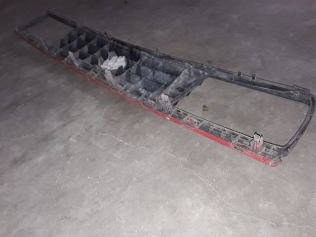 bontott VW JETTA Hűtőrács