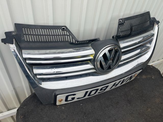 bontott VW JETTA Hűtőrács