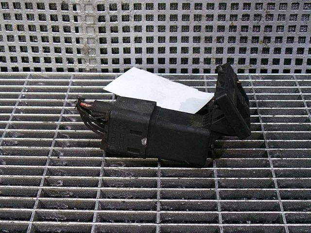 bontott VW JETTA Izzító Relé