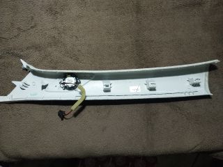 bontott VW JETTA Jobb A Oszlop Hangszóró Burkolat