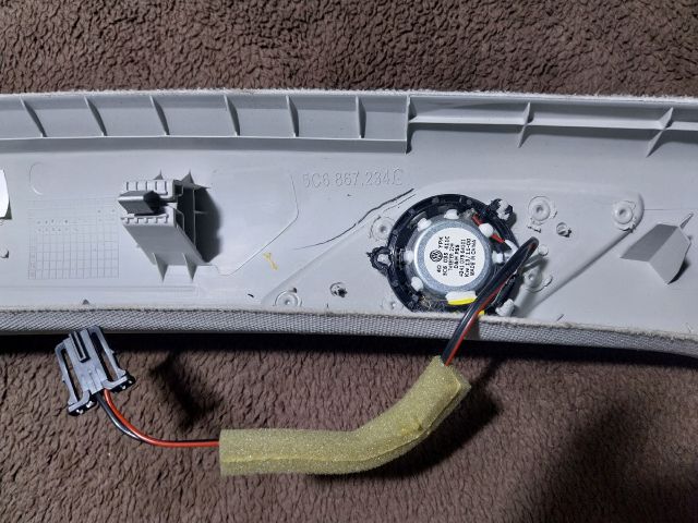 bontott VW JETTA Jobb A Oszlop Hangszóró Burkolat