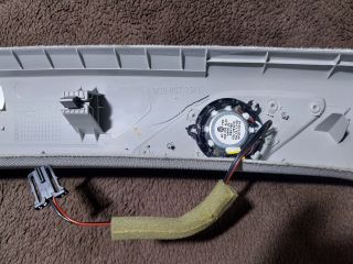 bontott VW JETTA Jobb A Oszlop Hangszóró Burkolat