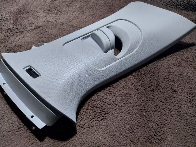 bontott VW JETTA Jobb B Oszlop Burkolat